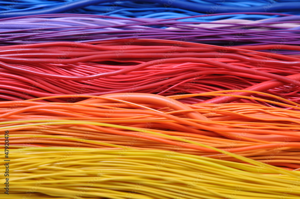 Multi-colored wires in computer networks