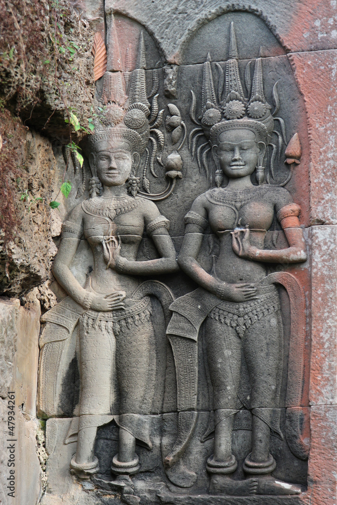 Déesses sculptées à Angkor Wat