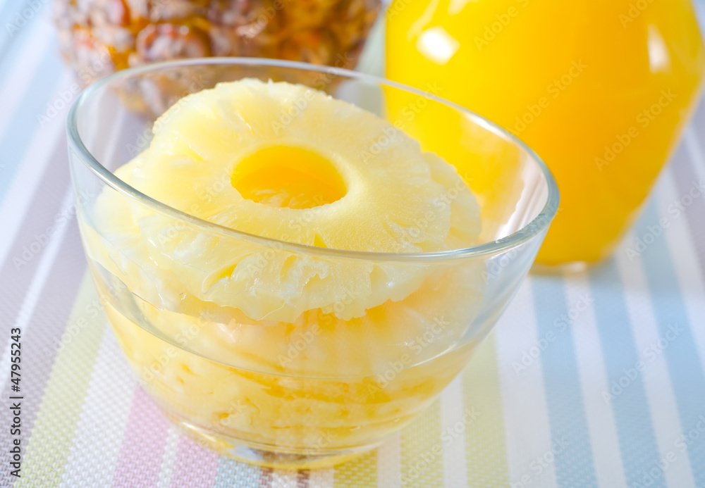 pineapple and juice pineapple and juice