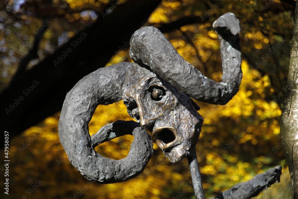 Skulptur Schauspieler im Skulpturenpark Rietberg Skulptur Schauspieler im Skulpturenpark Rietberg