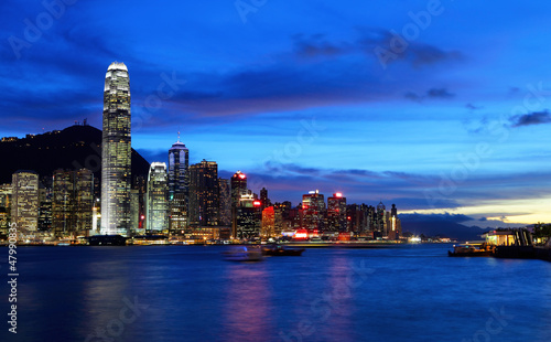 Hong Kong skyline at night © leungchopan