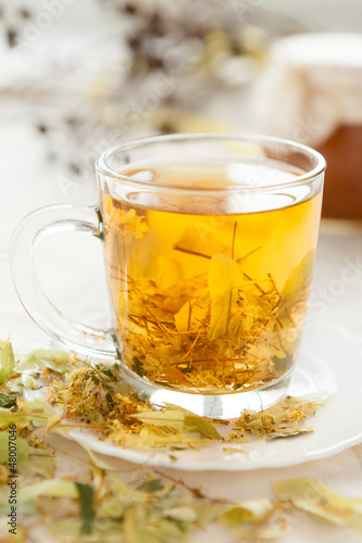cup golden linden tea