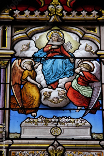 Sainte Marie, Vitrail de l'église Saint Seine de Corbigny, Bourgogne