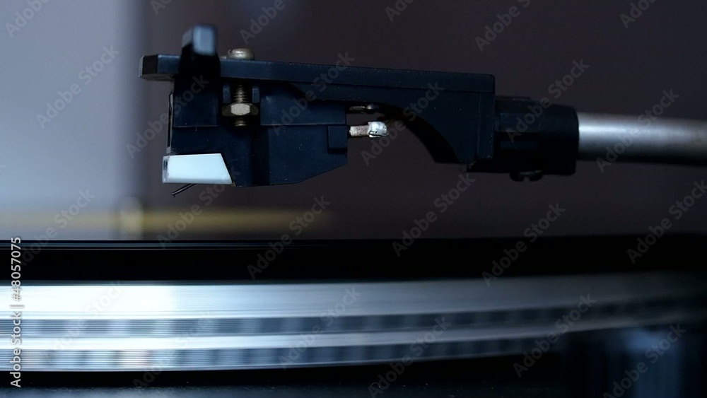 Gramophone Playing Gramophone Playing
