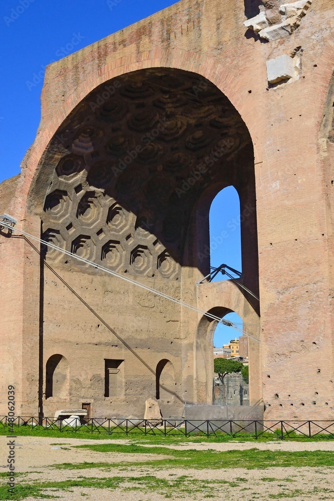 Basilica di Massenzio - Nicchione della Navata Nord