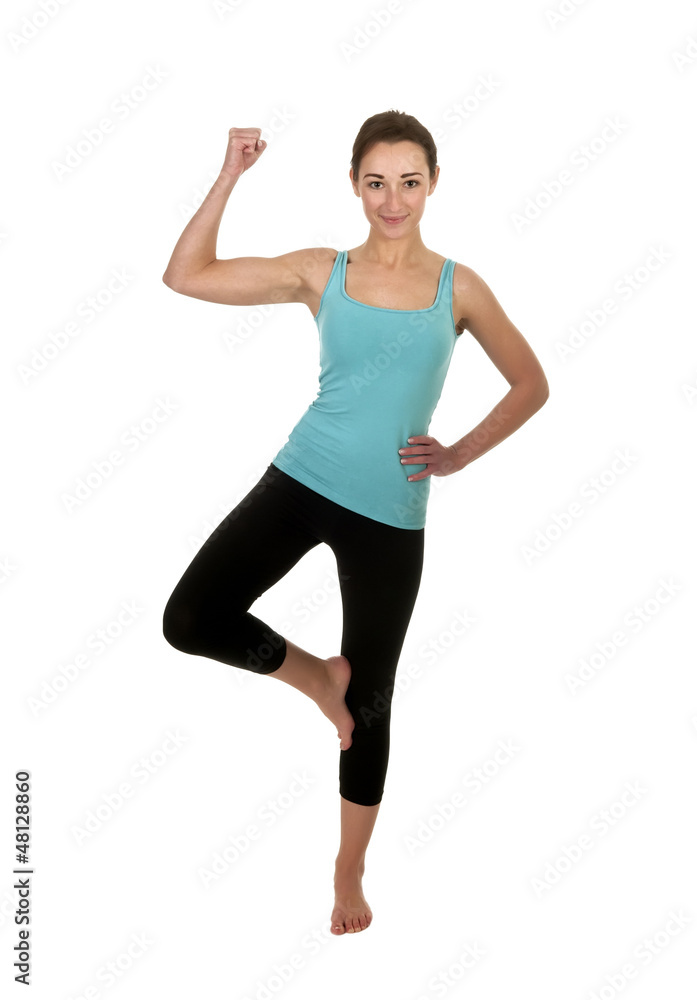 Frau zeigt Muskeln