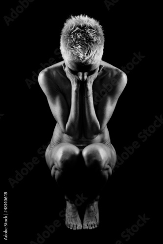 Fototapeta Naga kobieta na czarnym tle