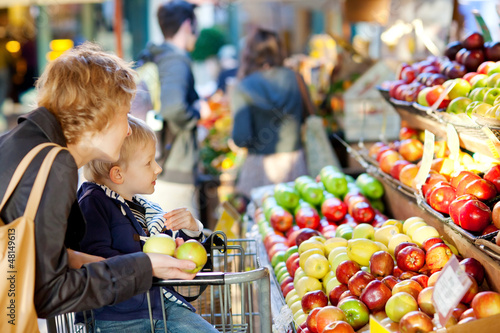 family at farmers market photo