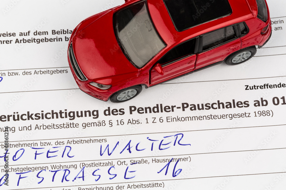 Antrag auf Pendlerpauschale Stock Photo | Adobe Stock