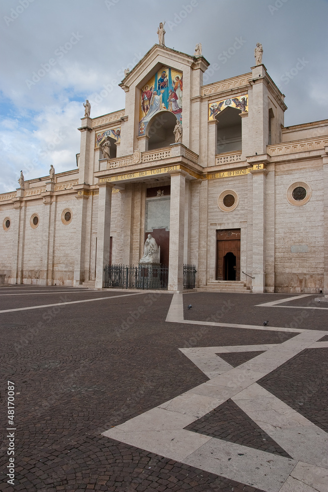 Cattedrale di Manfredonia, Puglia, Italia