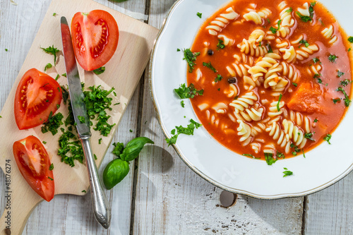 Fotografie Tomato soup with noodles