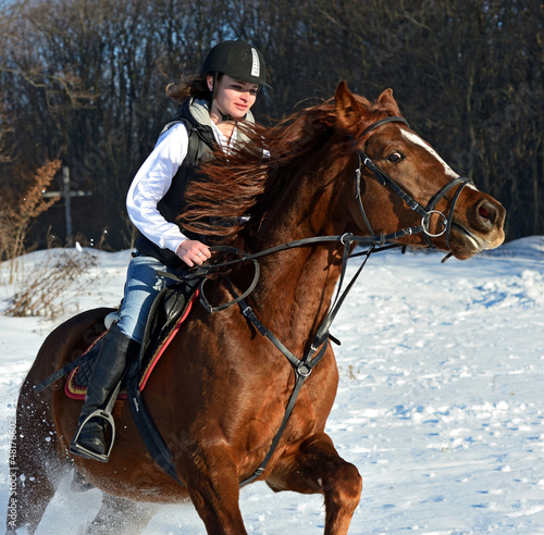 Obraz na płótnie Girl with Horse w salonie