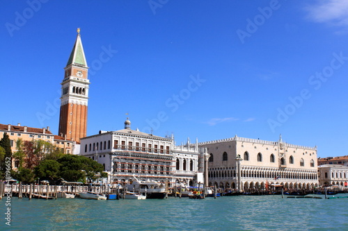 Le Campanile et le Palais des Doges à Venise - Italie © Open Mind Pictures