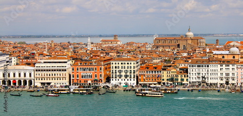 Vue sur le quai de l'arsenal à Venise - Italie