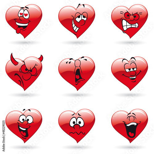 Cuore con espressioni facciali