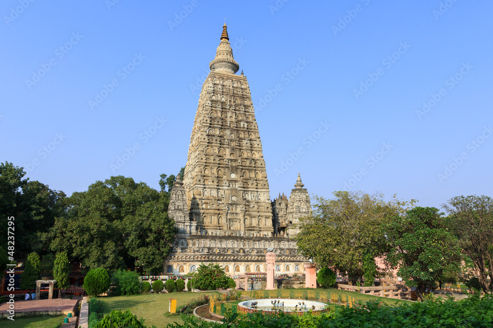 Fototapeta premium Mahabodhi temple, bodh gaya, India. The site where Gautam Buddha