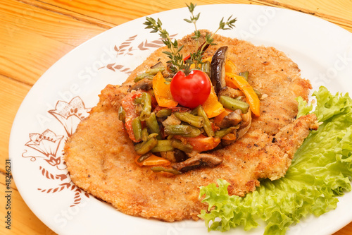 Schnitzel with vegetables