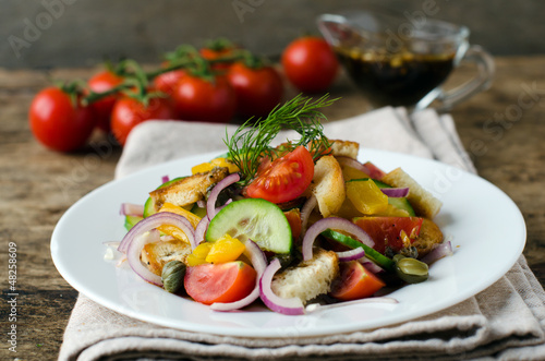 Italian salad with vegetables