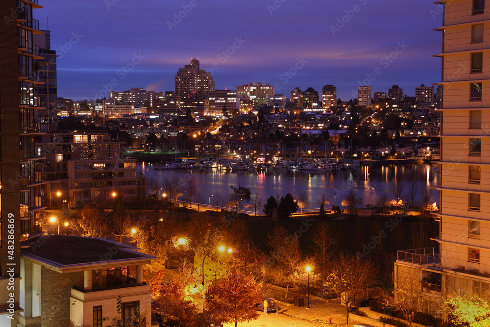 Naklejka premium False Creek Morning Twilight