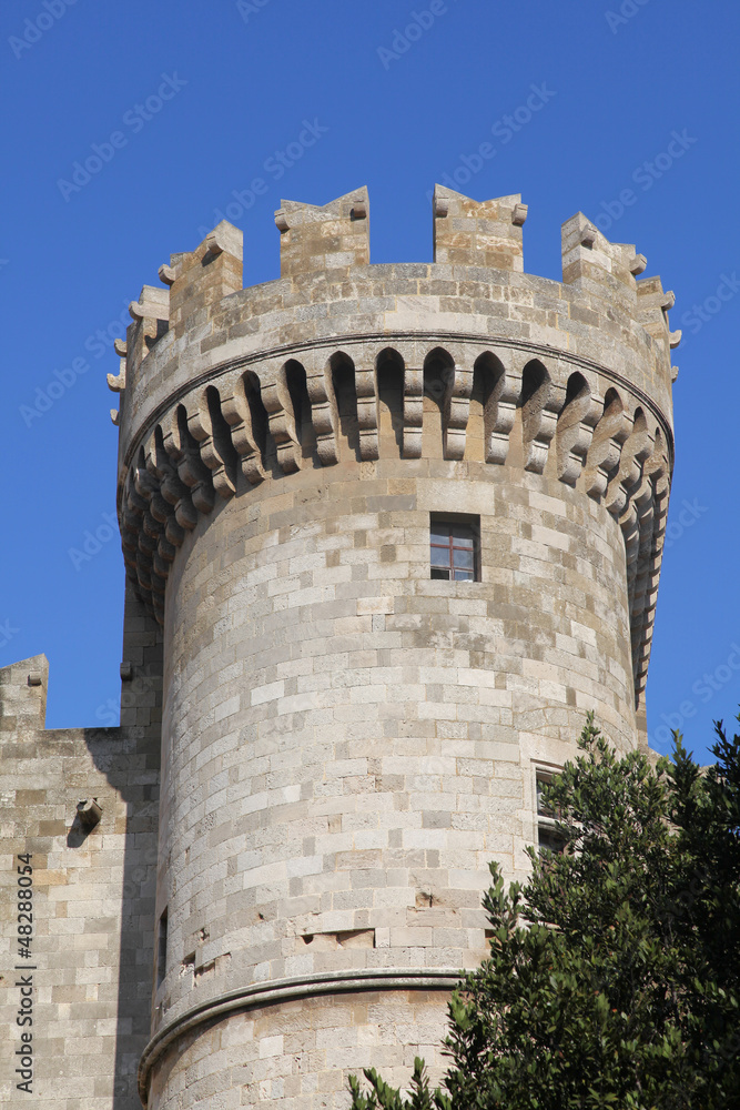 Wehrturm in der Altstadt von Rhodos