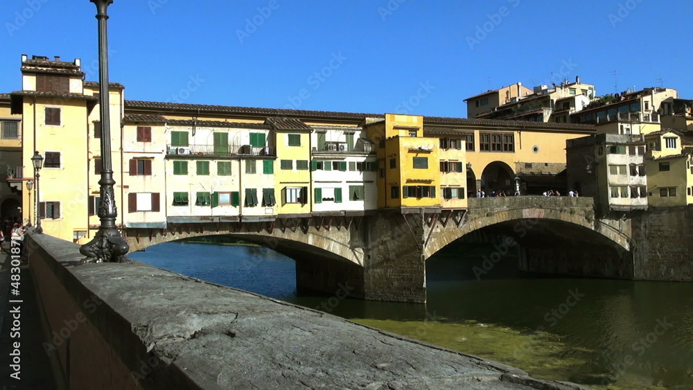 A view of the bridge ponte vecchio  in florence