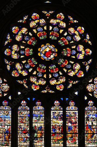 Rosace de la cathédrale d'Auxerre