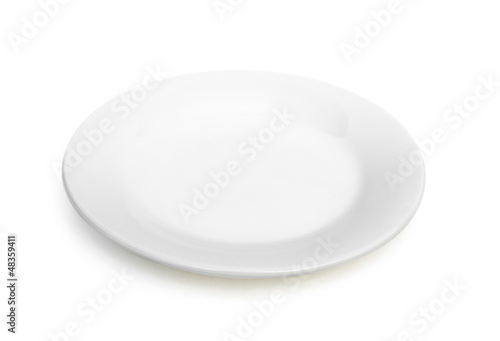 empty plate on white with clipping path