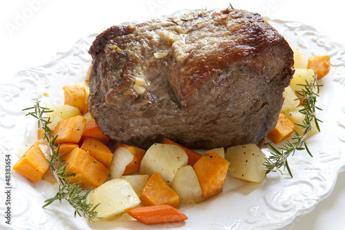 Fotografi Beef Roast with Vegetables