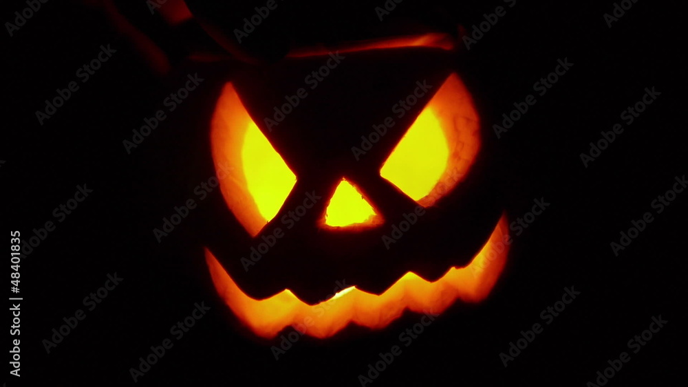 HD - Light a fire in halloween pumpkin HD - Light a fire in halloween pumpkin