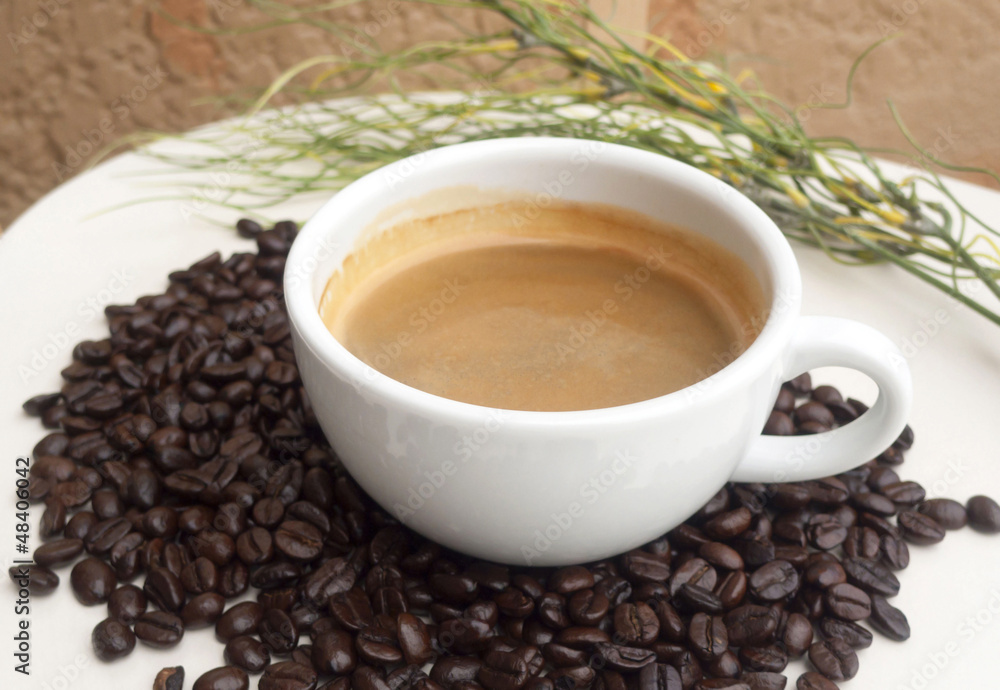 Obraz premium Coffee cup and Coffee beans