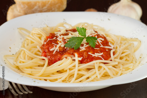 spaghetti bolognese on the white plate