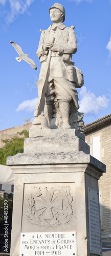 monument aux morts de Gordes, Vaucluse © Unclesam