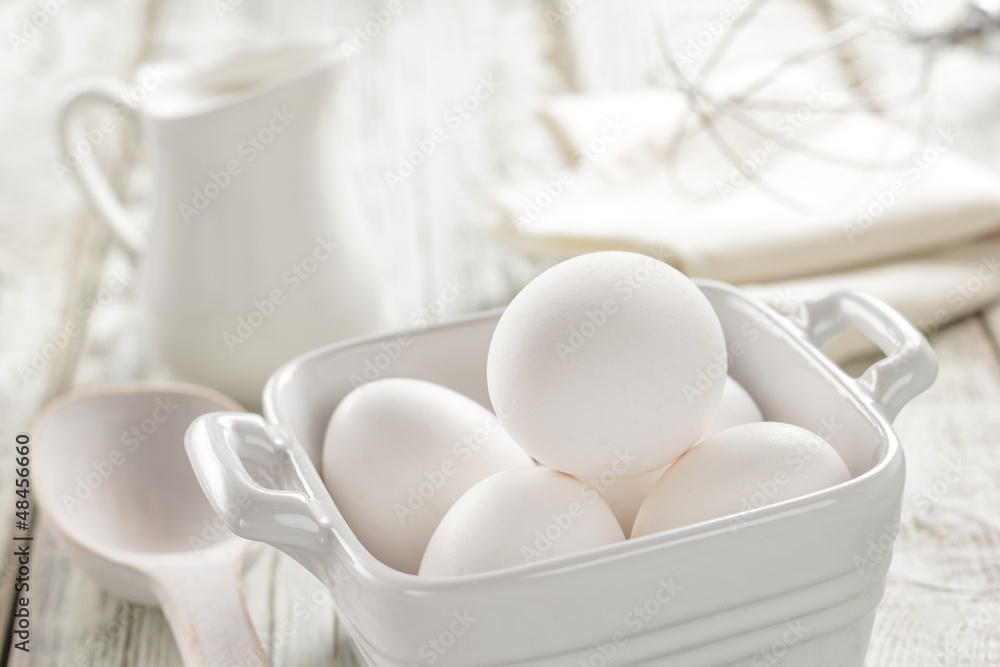 Eggs Eggs