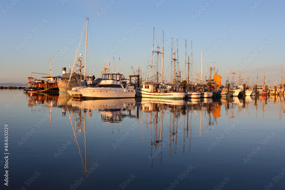 Fototapeta premium Marina Reflection, Steveston Morning