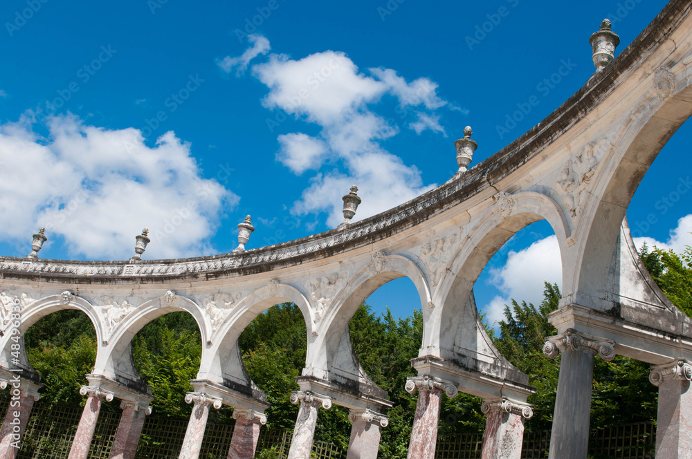 Fototapeta premium Statue in Versailles Gardens