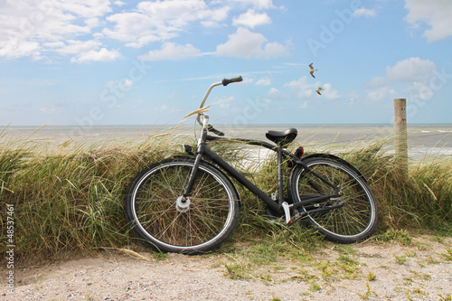 Fahrrad - 001 - Strand photo