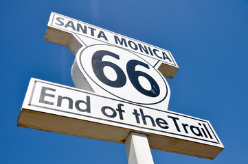 Acrylglasbilder Route 66 Route 66 end of the Trail sign in Santa Monica (California)  © Noradoa