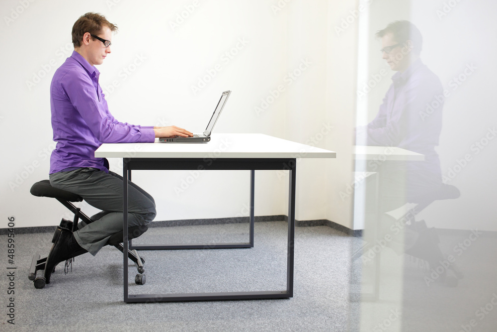 Kneeling sitting position hotsell
