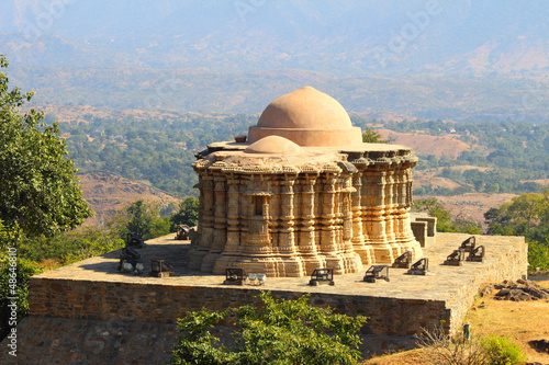 jain temple in kumbhalgarh fort