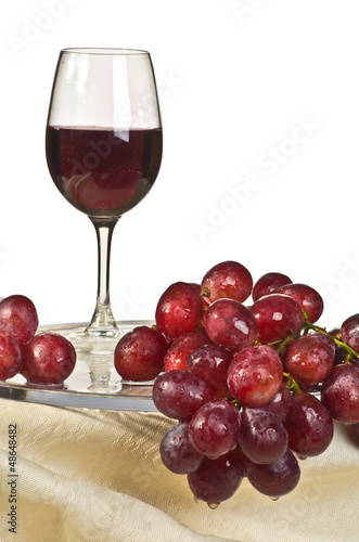 Kasny grapes and a glass of wine