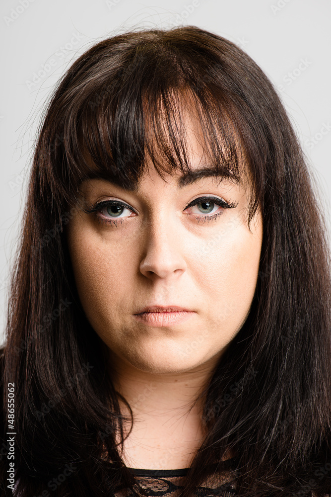 serious woman portrait real people high definition grey backgrou serious woman portrait real people high definition grey backgrou