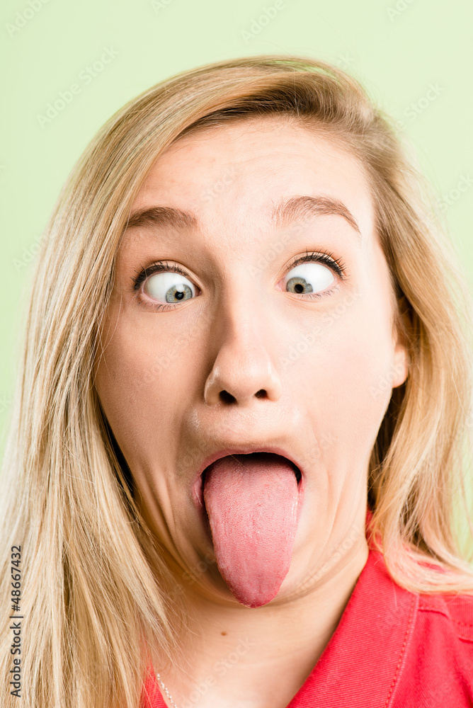funny woman portrait real people high definition green backgroun funny woman portrait real people high definition green backgroun
