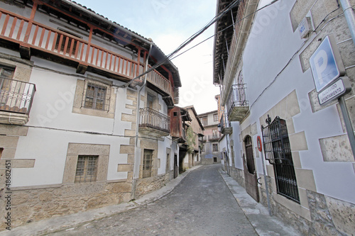 Calle típica de Candelario, Salamanca, España