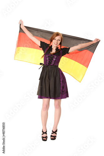 Frau im Dirndl
