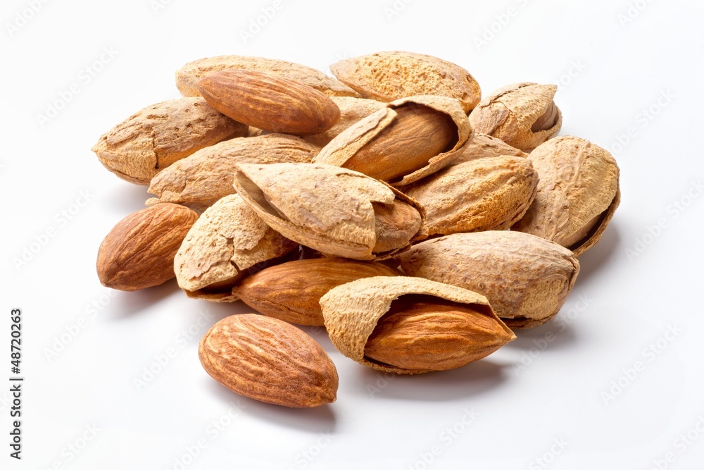 almond almond