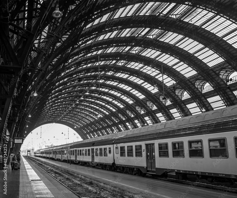 Naklejka premium stazione di milano