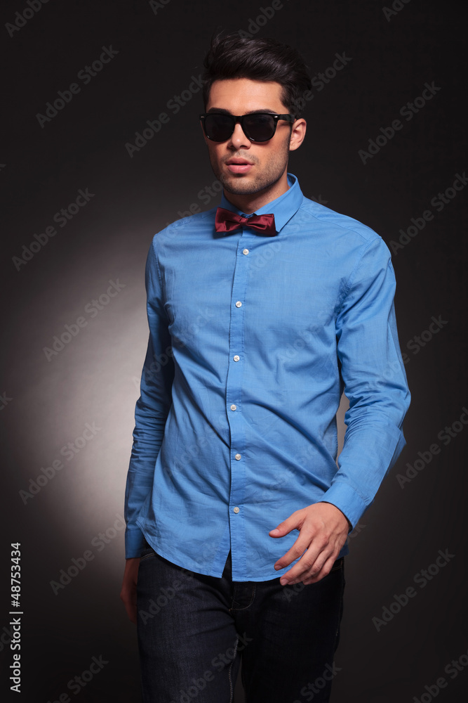 fashion man wearing sunglasses walking forward fashion man wearing sunglasses walking forward