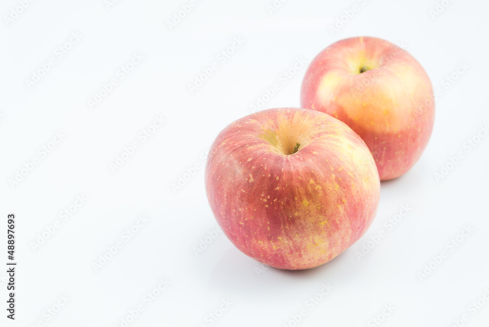 Apple Apple