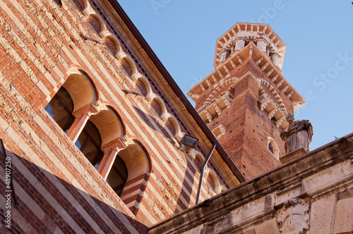 Torre dei Lamberti, la torre dell'orologio più alta di Verona