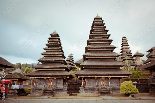 Besakih complex  Pura Penataran Agung   Largest hindu temple of 
